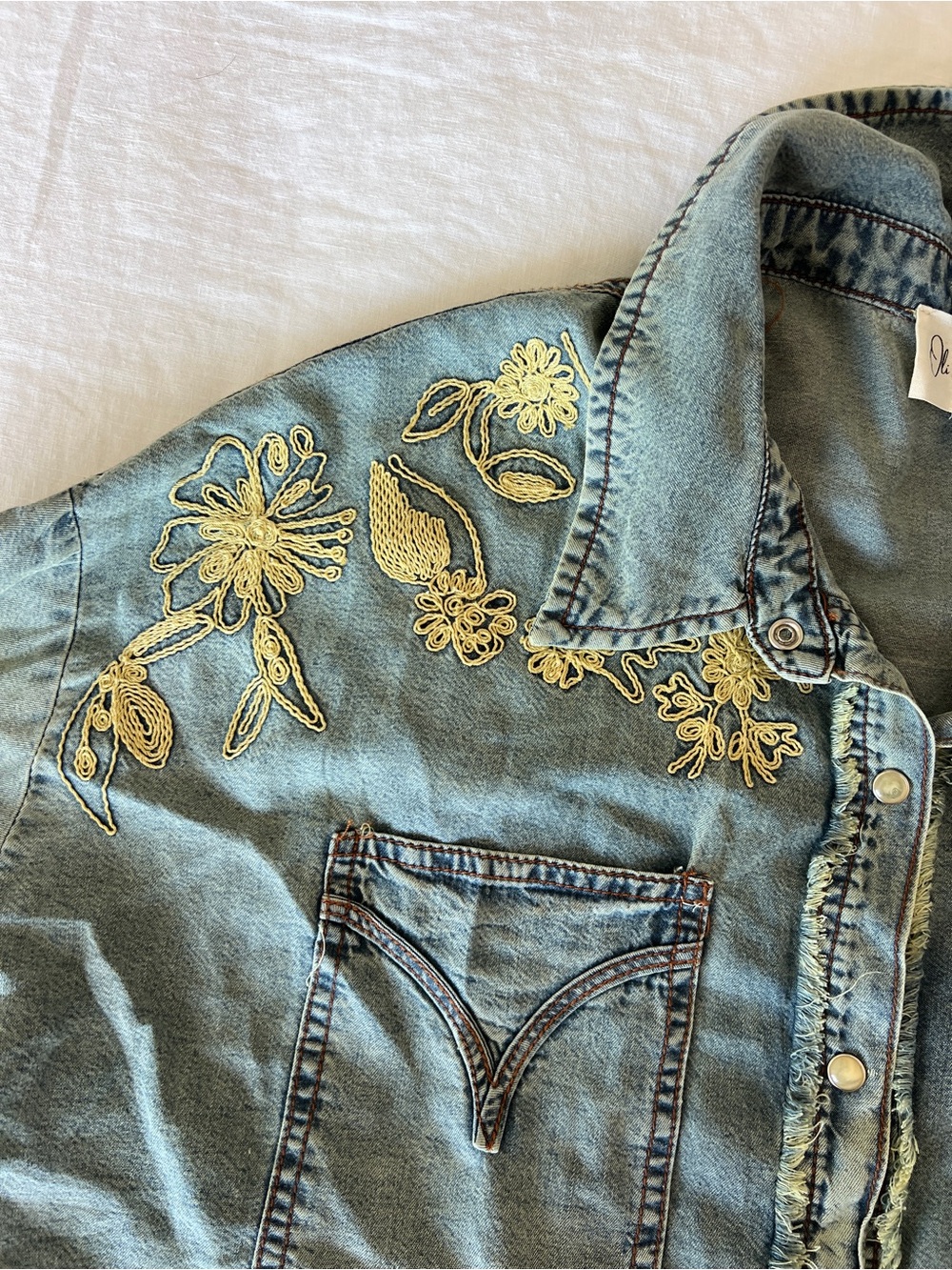Oli & hali blue denim n button down top with yellow embroidery - Picture 3 of 10